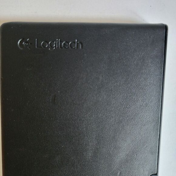 Logitech Tablet Keyboard for Bluetooth With Case Y-R0034 - Picture 5 of 9